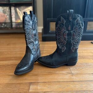 Coconuts Black Maroon Garnet Mid-Calf Western Cowboy Boots Womens Size 7.5 NWT